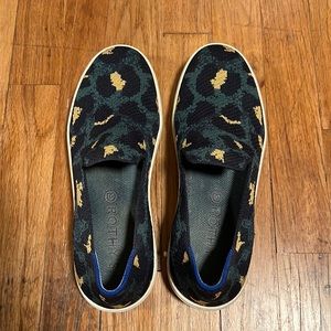 Rothy’s Blue Leopard Print Sneakers